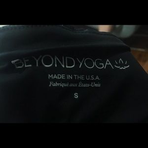 Beyond Yoga Other - Beyond Yoga textured python sportsbra Beyond Yoga Other - Beyond Yoga textured python sportsbra